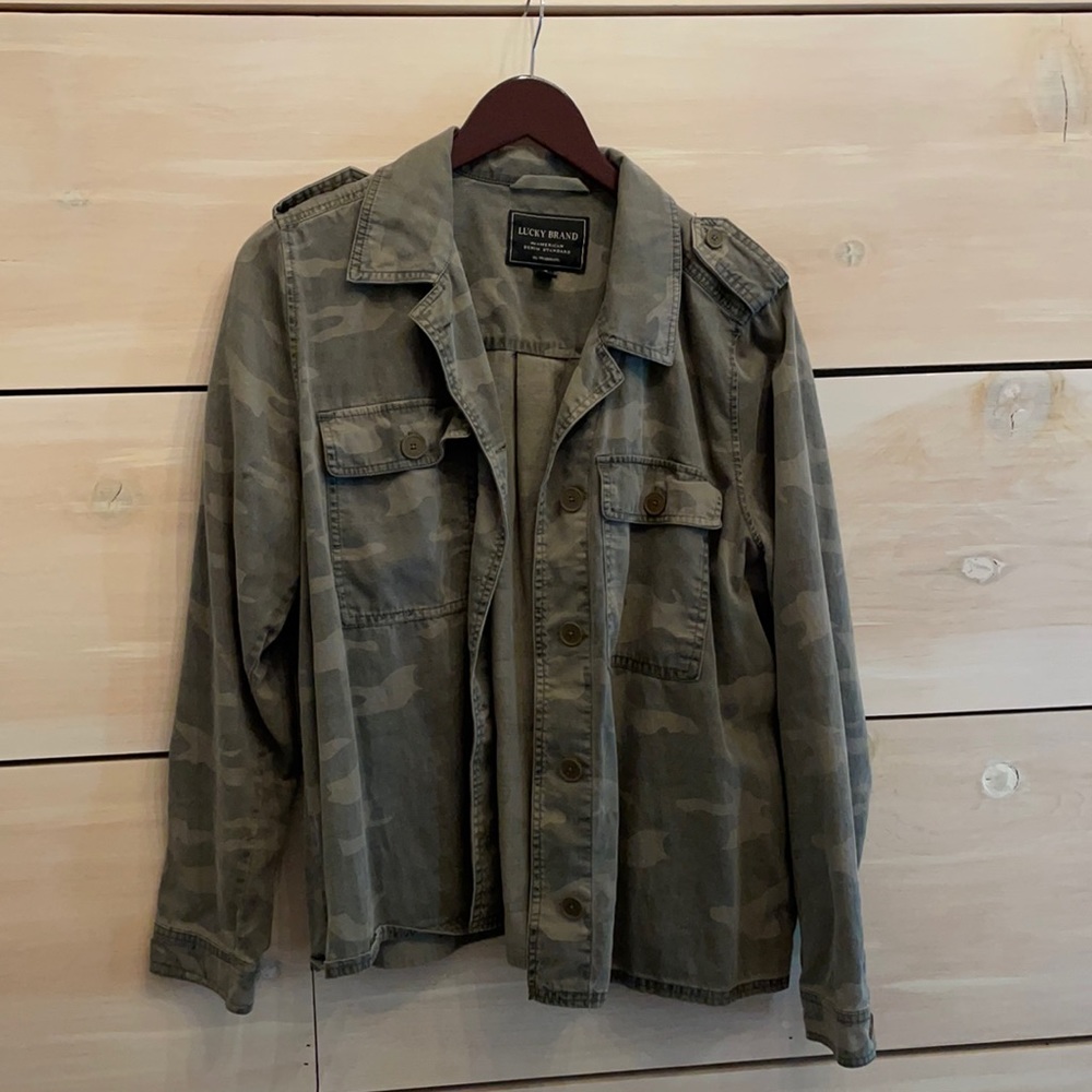 Women’s camo button up